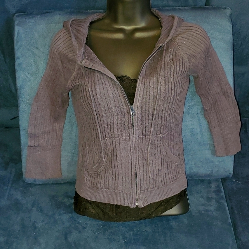 Lightweight zip sweater